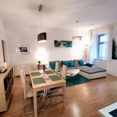 Nd Exquisites Wundervolles Ruhiges Terrassenapartment Mit Garage Вена Экстерьер фото