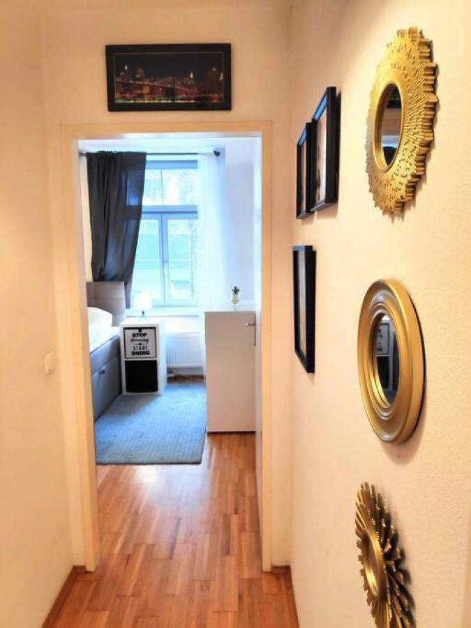 Nd Exquisites Wundervolles Ruhiges Terrassenapartment Mit Garage Вена Экстерьер фото