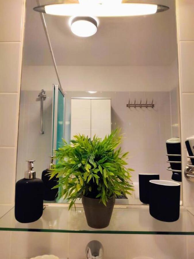 Nd Exquisites Wundervolles Ruhiges Terrassenapartment Mit Garage Вена Экстерьер фото