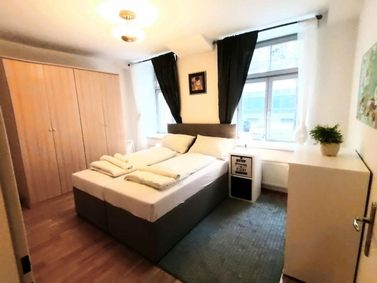 Nd Exquisites Wundervolles Ruhiges Terrassenapartment Mit Garage Вена Экстерьер фото