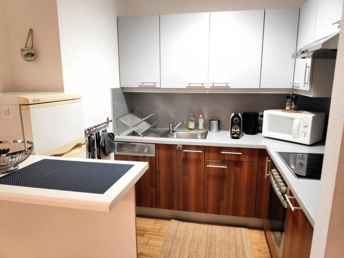 Nd Exquisites Wundervolles Ruhiges Terrassenapartment Mit Garage Вена Экстерьер фото