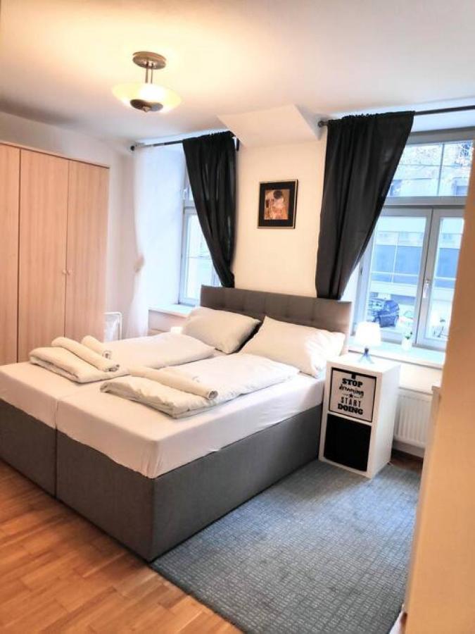 Nd Exquisites Wundervolles Ruhiges Terrassenapartment Mit Garage Вена Экстерьер фото